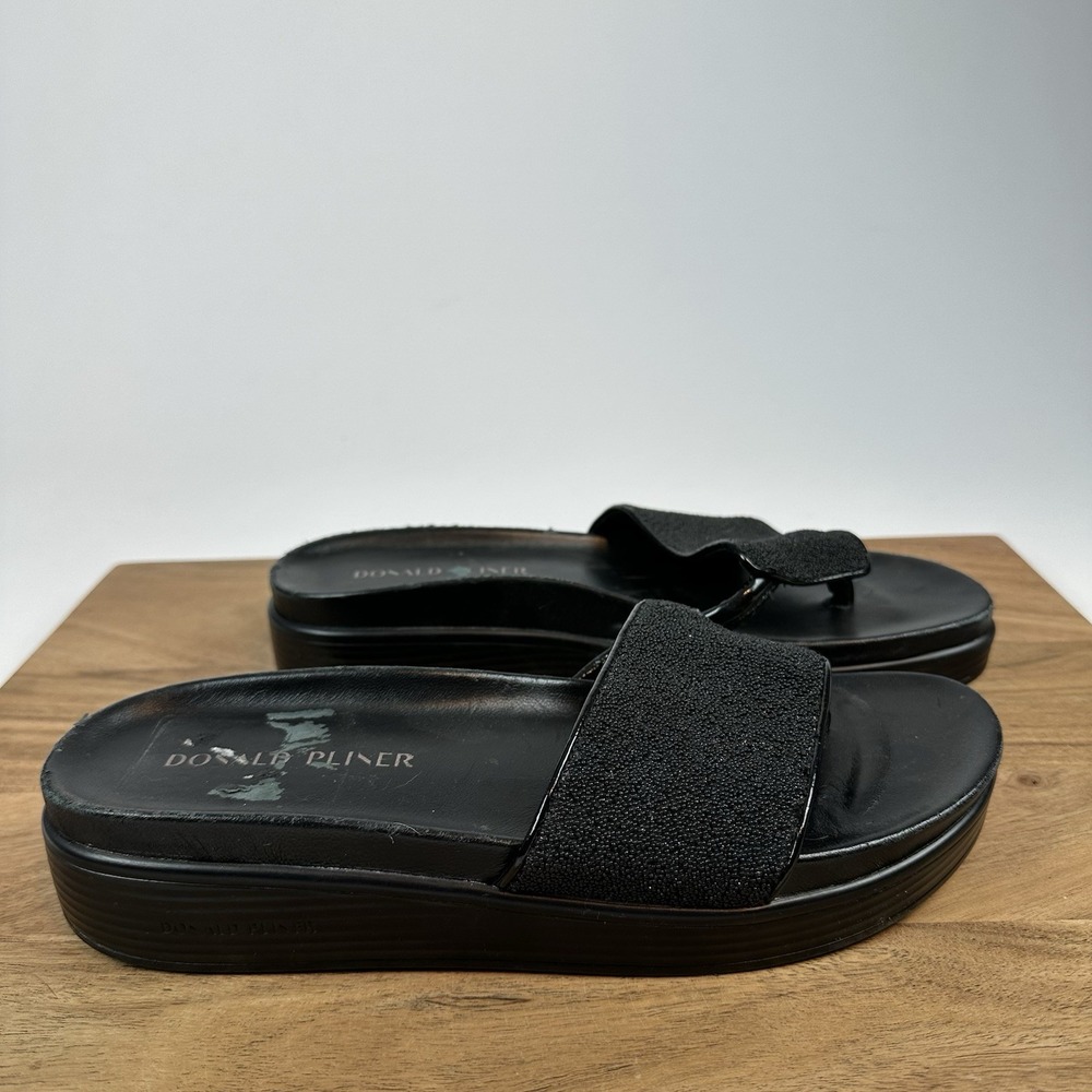Womens‎ Donald J Pliner Fifi Black Slip On Mini Wedge Thong Sandals Size 9 M GUC